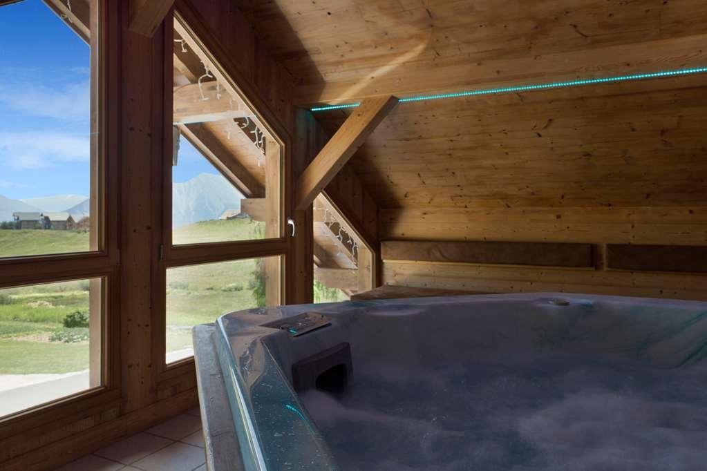 Chalet Htel Le Beausoleil The Originals Relais Hotel Fontcouverte-la-Toussuire Facilities photo