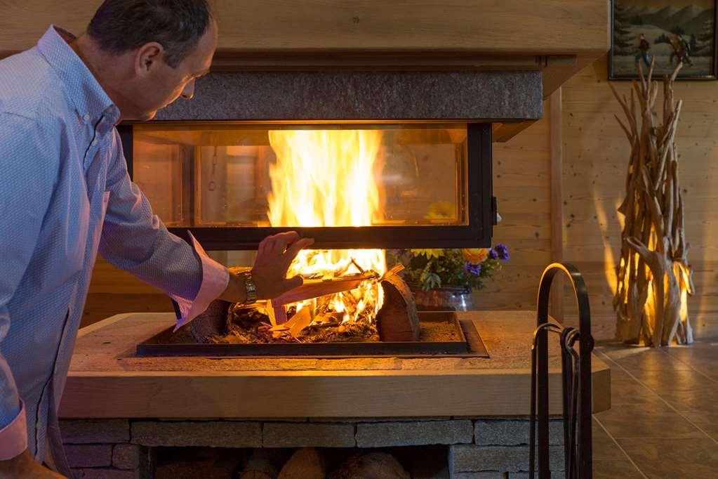 Chalet Htel Le Beausoleil The Originals Relais Hotel Fontcouverte-la-Toussuire Amenities photo